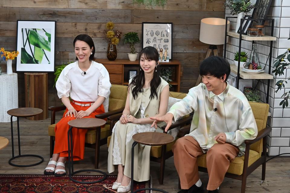 左から）遼河はるひ、牧野真莉愛（モーニング娘。'26）、向井慧（パンサー）